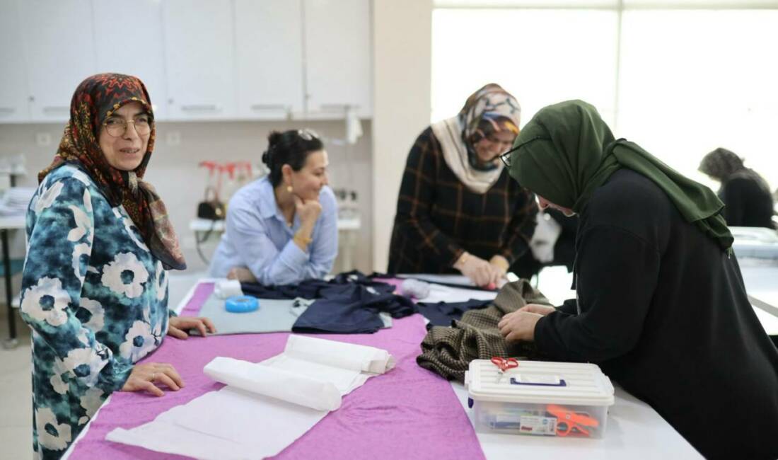 Selime Sultan Kadın Aktivite Merkezi’nde etkinlikler devam ediyor Aksaray Belediyesi, kadınların sosyal, kültürel ve kişisel gelişimlerini desteklemek amacıyla