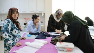 Aksaray Belediyesi, kadınların sosyal, kültürel ve kişisel gelişimlerini desteklemek amacıyla