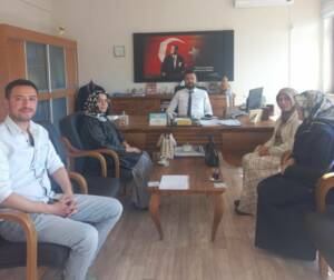 AK Parti Aksaray Kadın Kolları Başkanı Sultan Billur öncülüğündeki heyet,