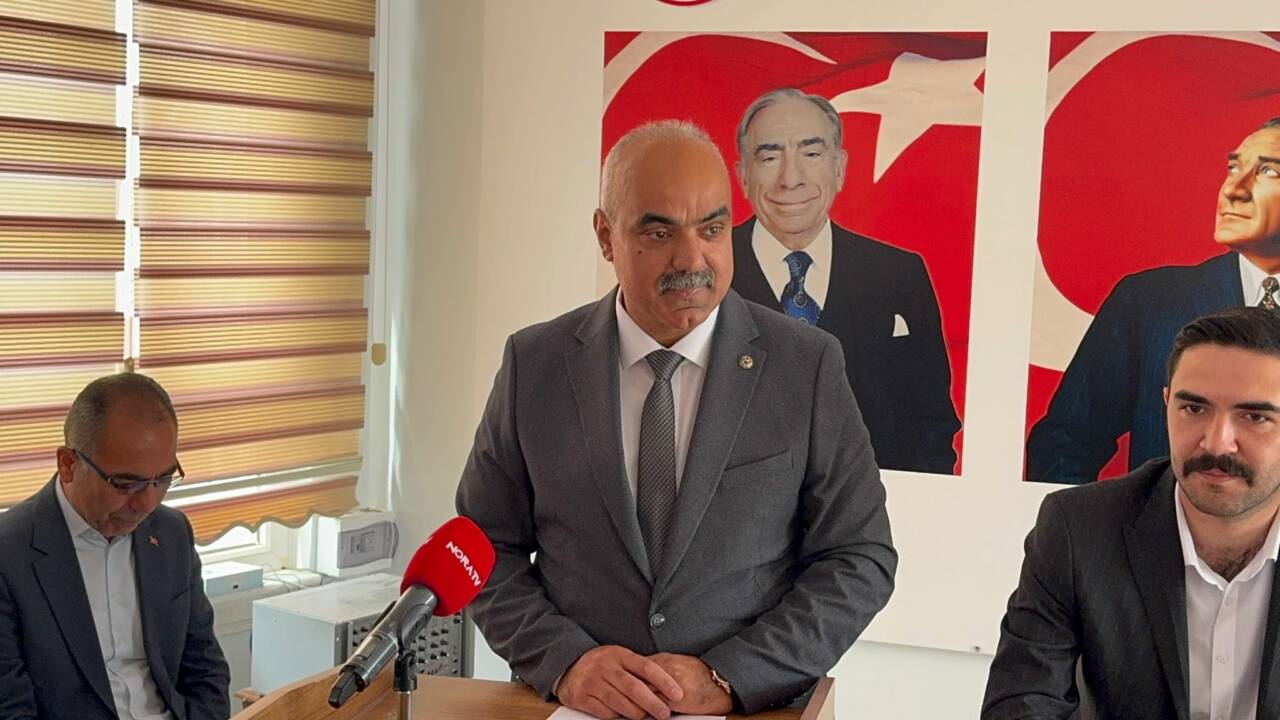 Aksaray’da MHP bayramlaşma programında İl Başkanı Burhanettin Karataş’ın kapsamlı konuşması