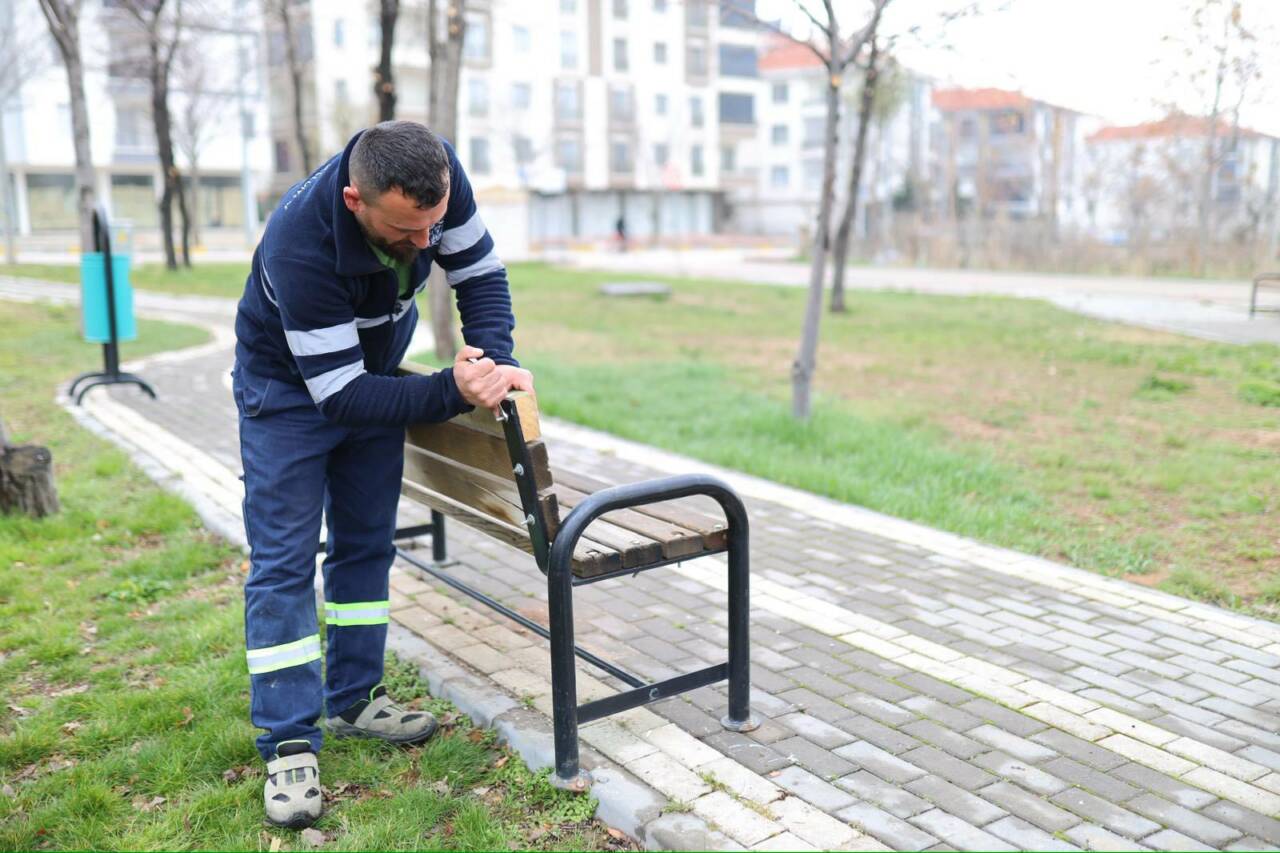 Aksaray Belediyesi, çocukların güvenli ve keyifli vakit geçirebileceği alanlar oluşturmak