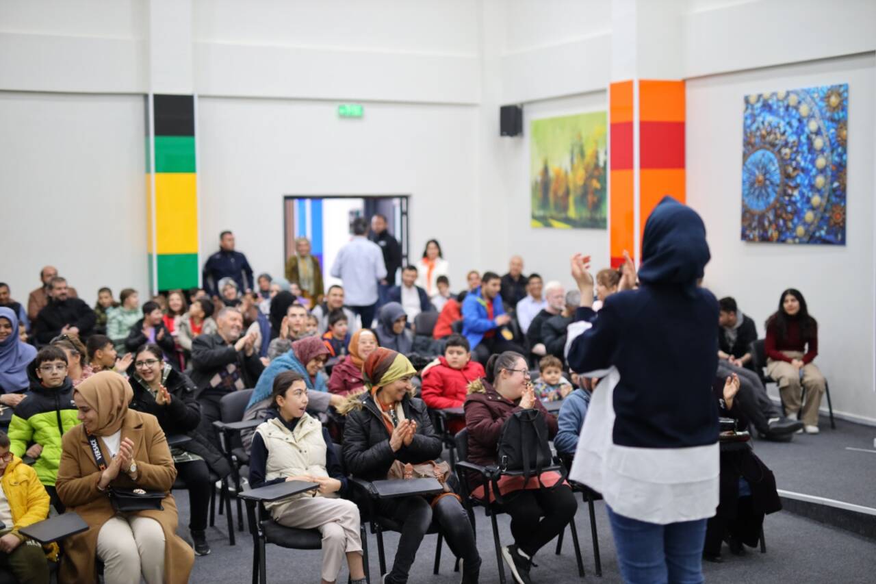 Dünya Otizm Farkındalık Günü kapsamında, Aksaray Belediyesi bünyesinde hizmet veren