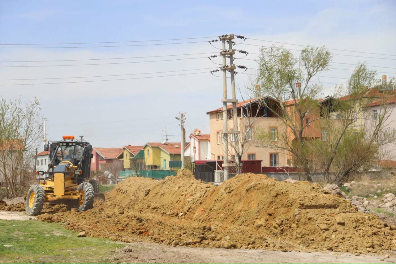 Aksaray Belediyesi ekipleri, şehrin planlı ve sürdürülebilir büyümesine katkı sunmak