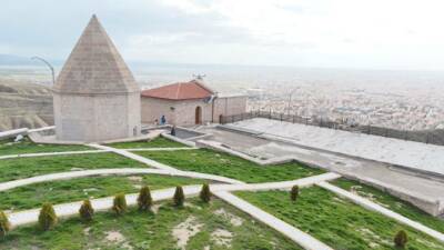Aksaray’da uzun yıllar ihmal edilen 2. Kılıçaslan Türbesi ve Köşkü,
