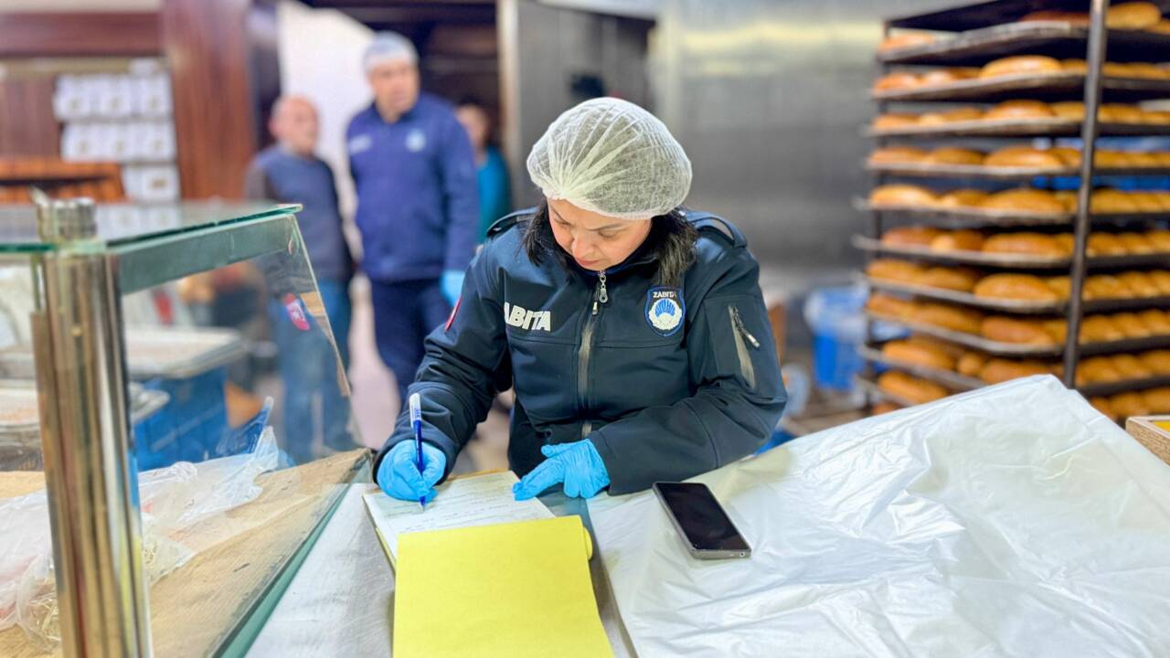Aksaray Belediyesi Zabıta Müdürlüğü ekipleri, kent genelinde faaliyet gösteren ekmek