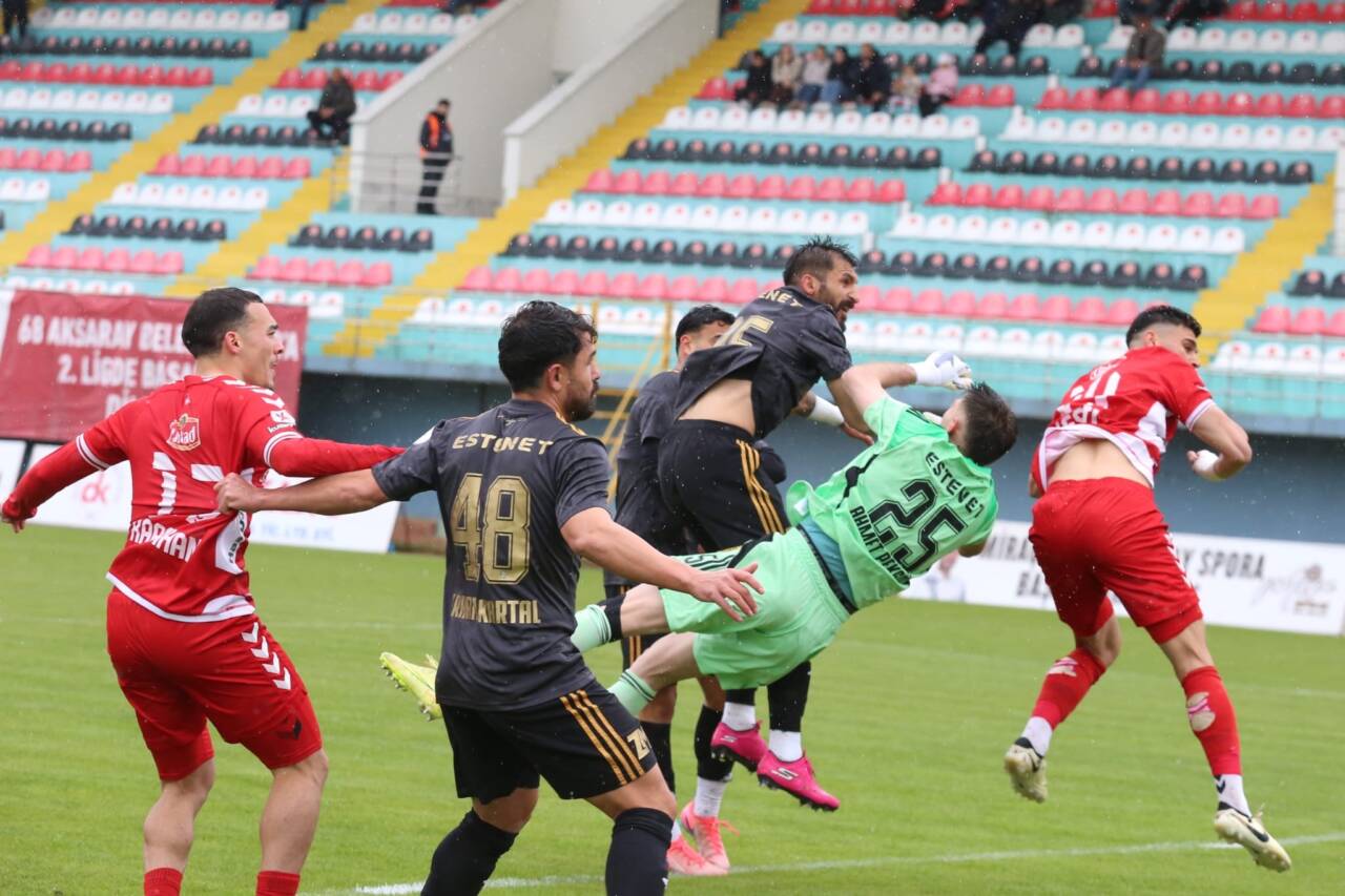 Beraberlikler takımı Aksarayspor sezonun son maçında da 1-1 sonuç aldı!