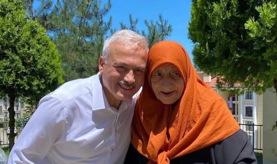 Aksaray’ın geçmiş dönem Valisi Mehmet Ali Kumbuzoğlu’nun annesi Firdevs Kumbuzoğlu