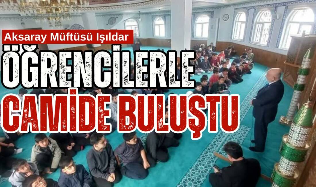 Aksaray Müftüsü Işıldar öğrencilerle camide buluştu Aksaray’da düzenlenen Kariyer Günleri programında İl Müftüsü Veysel Işıldar, öğrencilerle