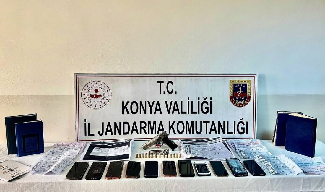Konya'nın Karatay ilçesinde tefecilik yaptığı öne sürülen 12 şüpheli gözaltına