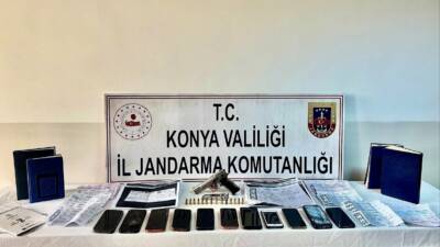 Konya'nın Karatay ilçesinde tefecilik yaptığı öne sürülen 12 şüpheli gözaltına
