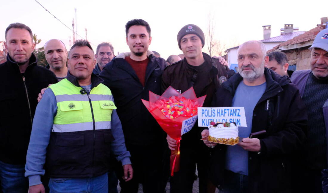 Sivas'ın Şarkışla ilçesinde mahalle sakinleri, "kavga çıktı" ihbarıyla çağırdıkları polis