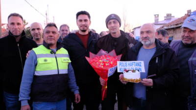 Sivas'ın Şarkışla ilçesinde mahalle sakinleri, "kavga çıktı" ihbarıyla çağırdıkları polis