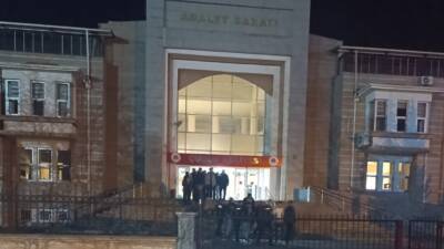 Ankara'nın Çubuk ilçesinde 9 kişinin yaralandığı taşlı, sopalı ve bıçaklı