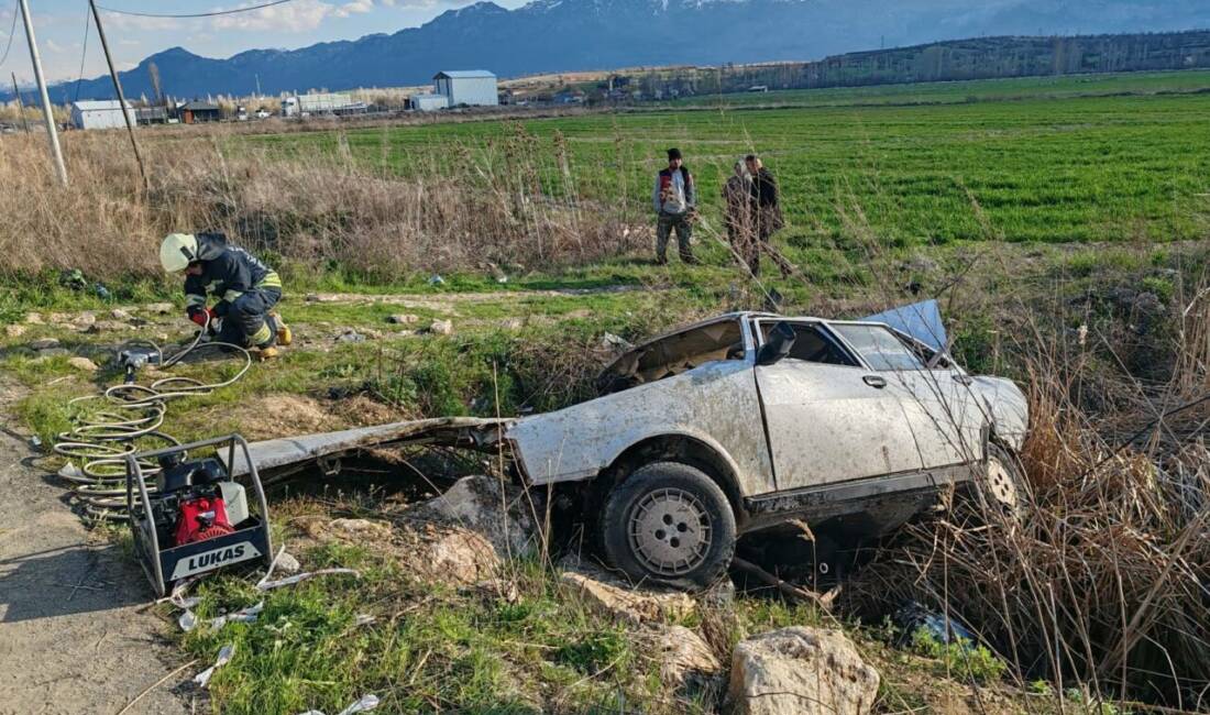 Konya'nın Seydişehir ilçesinde otomobilin devrilmesi sonucu 1 kişi öldü, 1