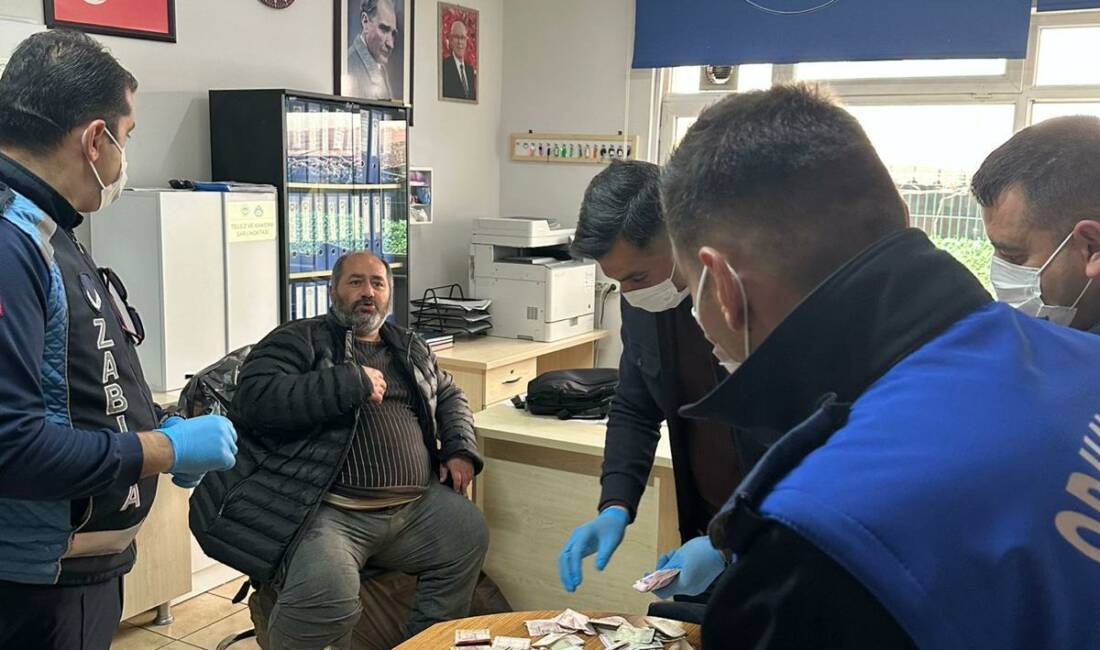 Eskişehir'in Odunpazarı ilçesinde zabıta ekiplerince yakalanan dilencinin üzerinden 30 bin