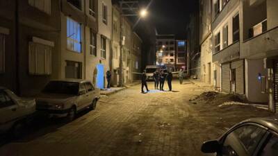 Eskişehir'in Odunpazarı ilçesinde çıkan silahlı kavgada 1 kişi yaralandı, 3