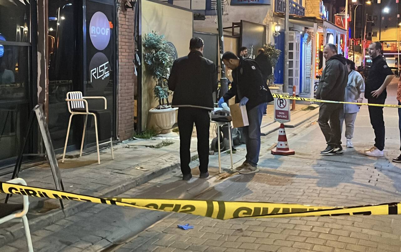 Eskişehir'in Tepebaşı ilçesinde 2 grup arasında çıkan kavgada 5 kişi