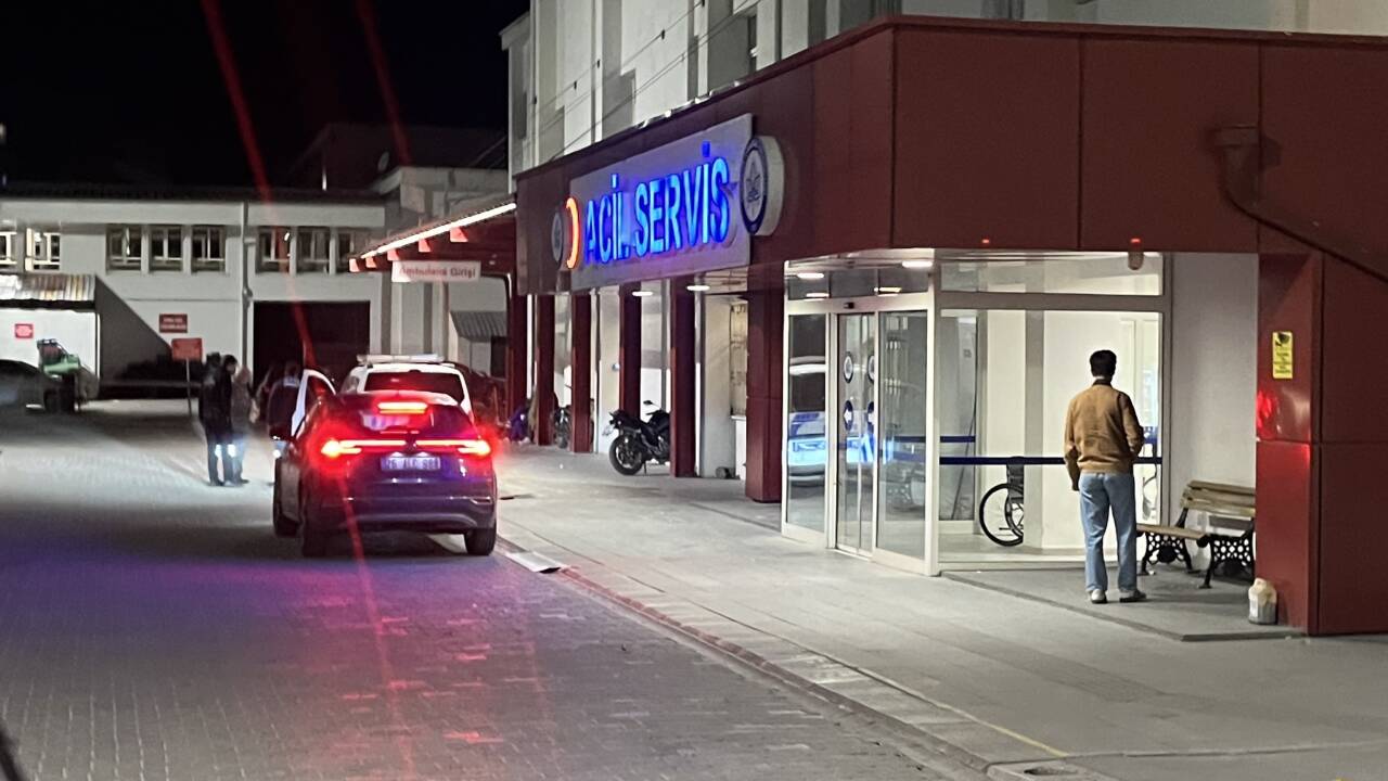 Eskişehir'in Tepebaşı ilçesinde 2 grup arasında çıkan bıçaklı kavgada 1