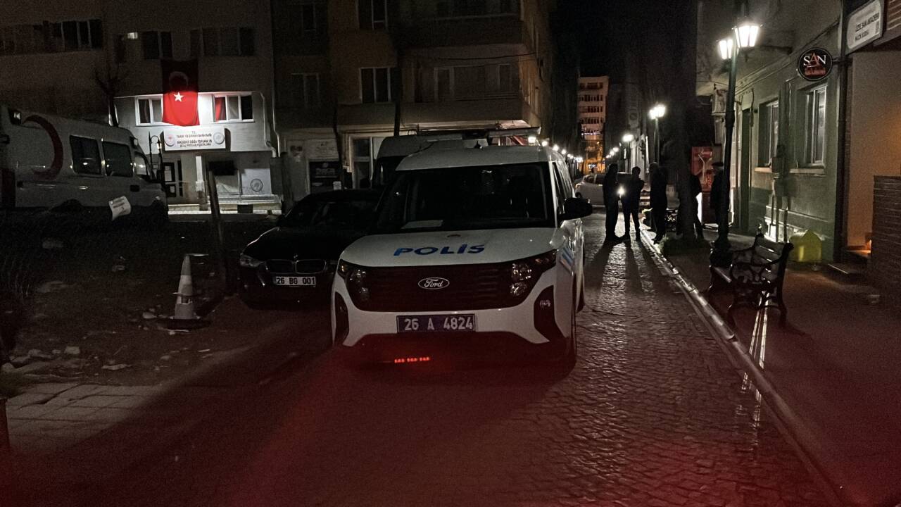 Eskişehir'in Odunpazarı ilçesindeki evinde yalnız yaşayan 84 yaşındaki kadın, ölü