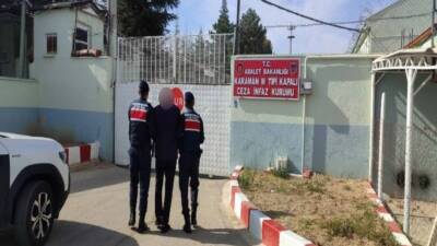 Karaman'da çeşitli suçlardan aranan 43 kişi gözaltına alındı.