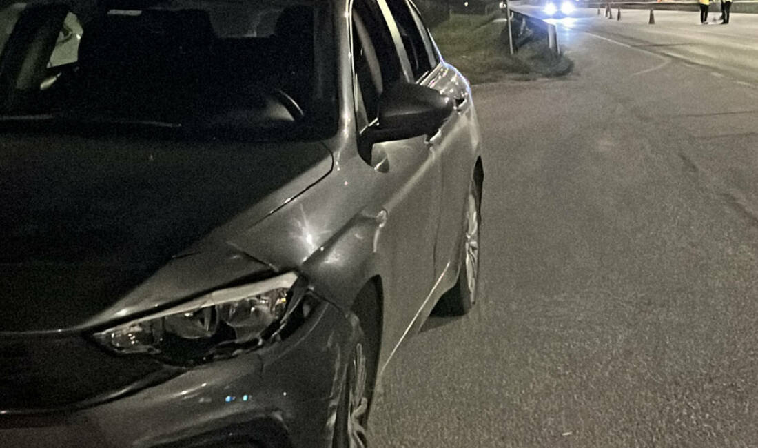 Eskişehir'de polisten kaçan ve lastiğine silahla ateş edilerek durdurulan otomobilde,
