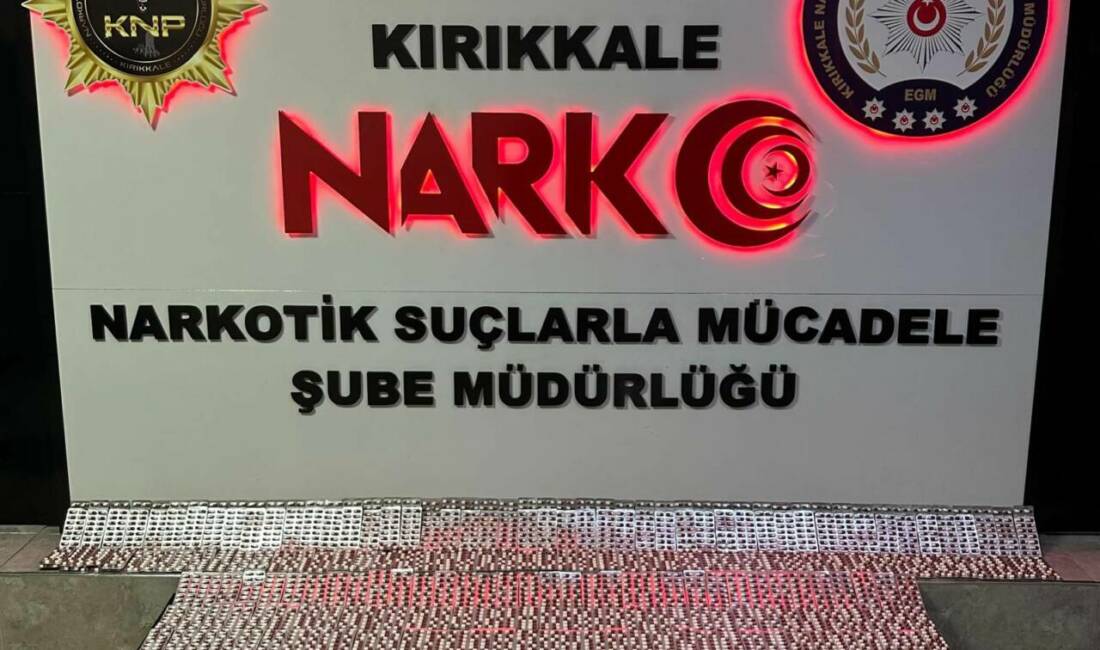 Uyuşturucu operasyonunda 2 zanlı tutuklandı Kırıkkale'de 5 bin 789 sentetik uyuşturucu hap ele geçirildi, gözaltına