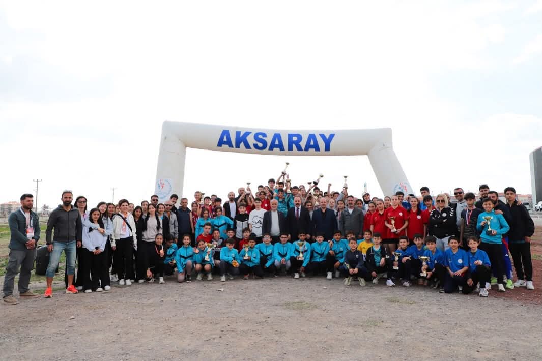 Aksaray’ın ev sahipliğinde gerçekleştirilen Anadolu Yıldızlar Ligi Atletizm Grup Müsabakaları,