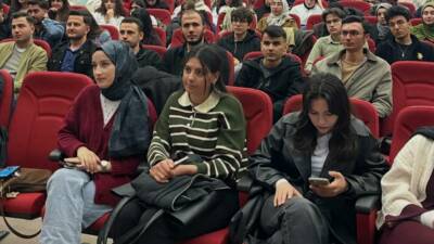 Aksaray Üniversitesi Tıp Fakültesi öğrencileri, AFAD iş birliğiyle düzenlenen eğitimde