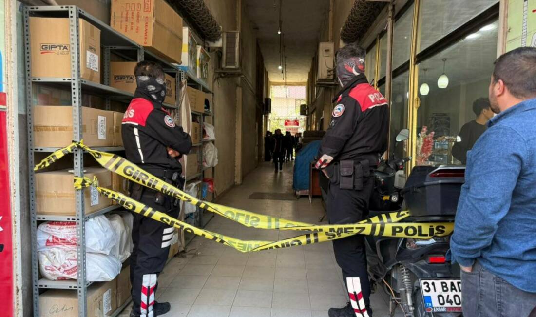 Esnaf işyerinde ölü bulundu! Hatay'da 46 yaşındaki esnaf, iş yerinde ölü bulundu.
