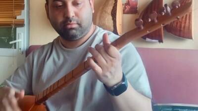 Karacabey Ulviye Matlı Fen Lisesi'nde müzik öğretmenliği yapan 36 yaşındaki