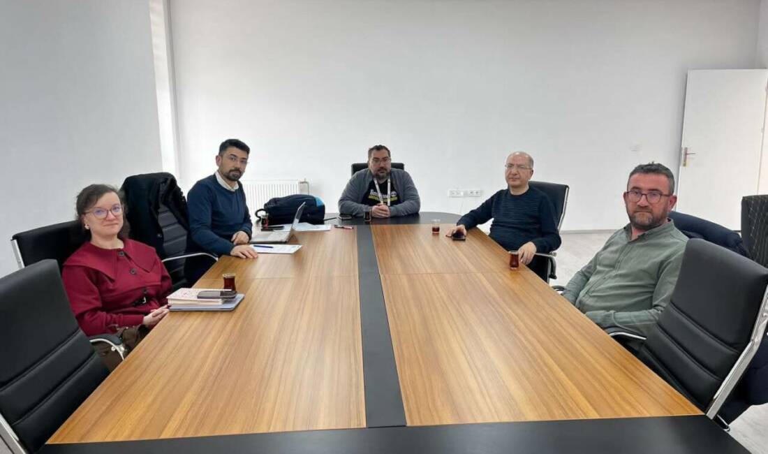 Aksaray Üniversitesi Tıp Fakültesi’nde akademik danışmanlık ve eğitim programlarının niteliğini