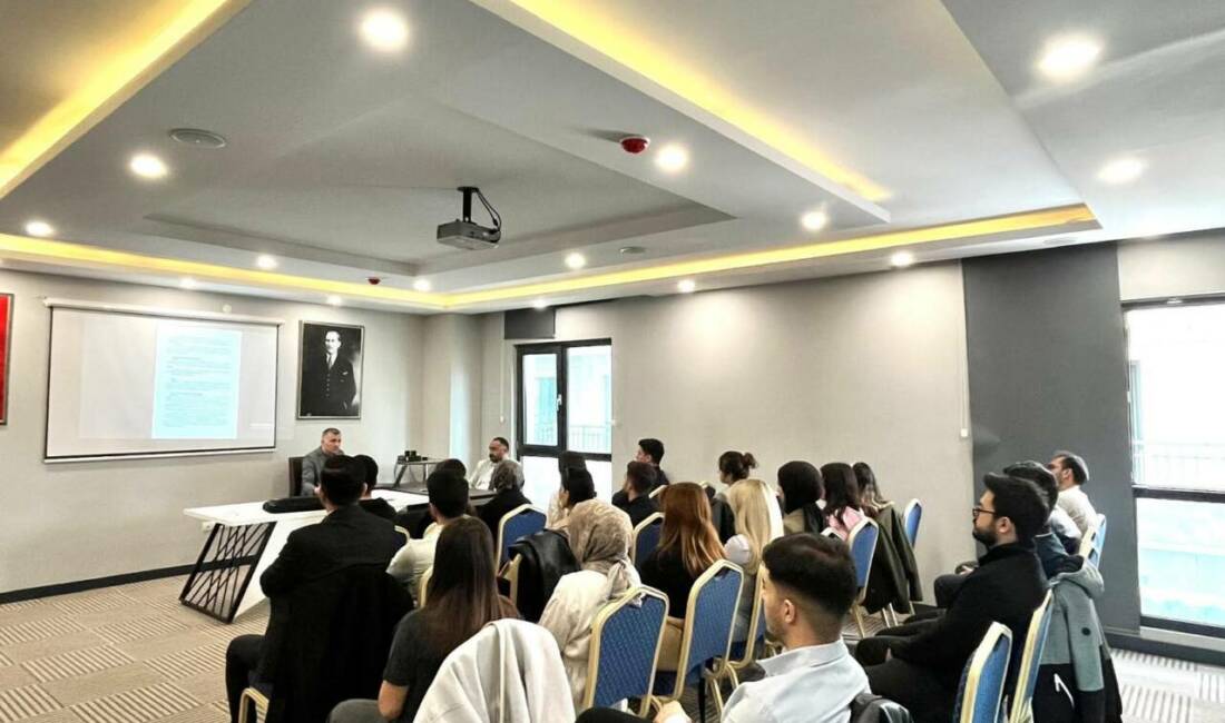 Aksaray Barosu’ndan stajyer avukatlara kritik eğitim: Aile hukuku masaya yatırıldı Aksaray Barosu tarafından düzenlenen eğitim programında stajyer avukatlara Aile Hukuku
