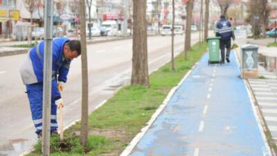 Aksaray Belediyesi, baharın gelişiyle birlikte kent estetiğini artırmaya yönelik çalışmalarına