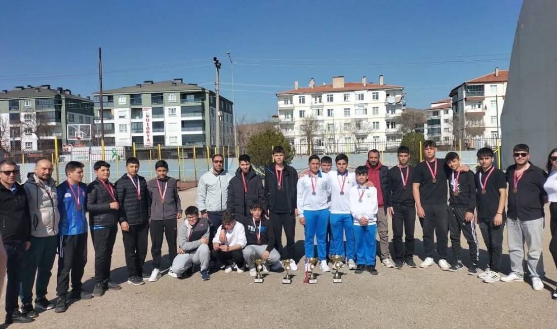 Aksaray’da düzenlenen Okul Sporları Genç Erkekler Bocce İl Birinciliği müsabakaları