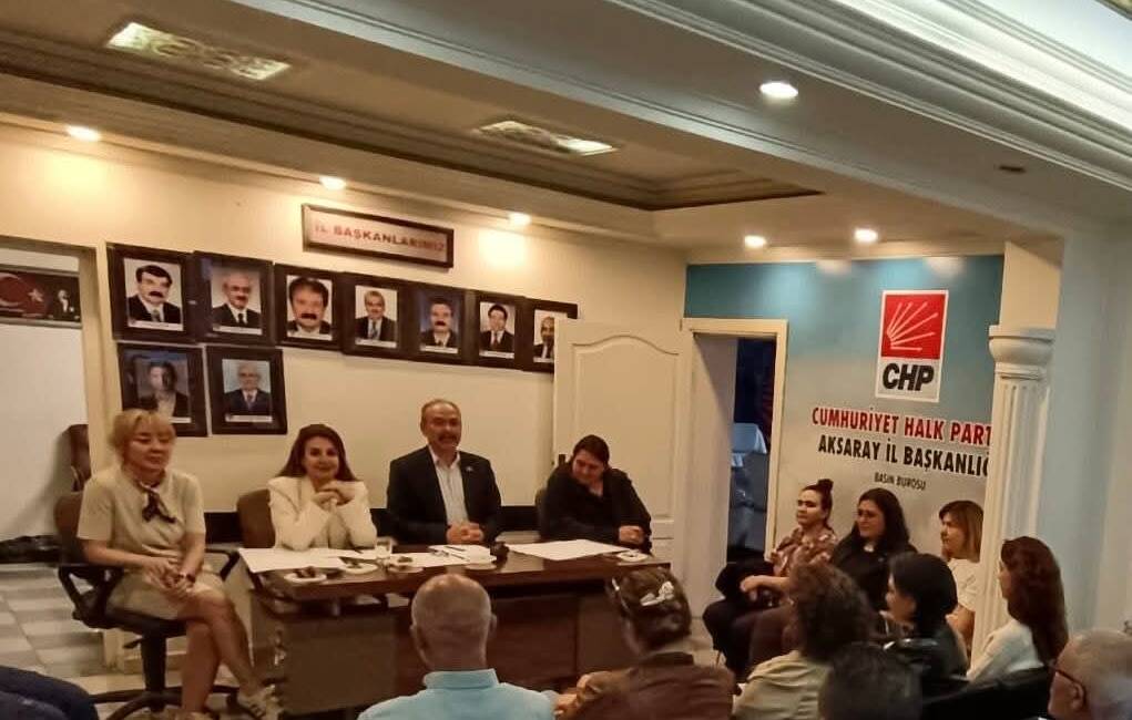 CHP Aksaray’da kritik toplantı: Yeni dönem yol haritası masaya yatırıldı CHP Aksaray İl ve Merkez İlçe yönetimleri, olağan toplantıda bir