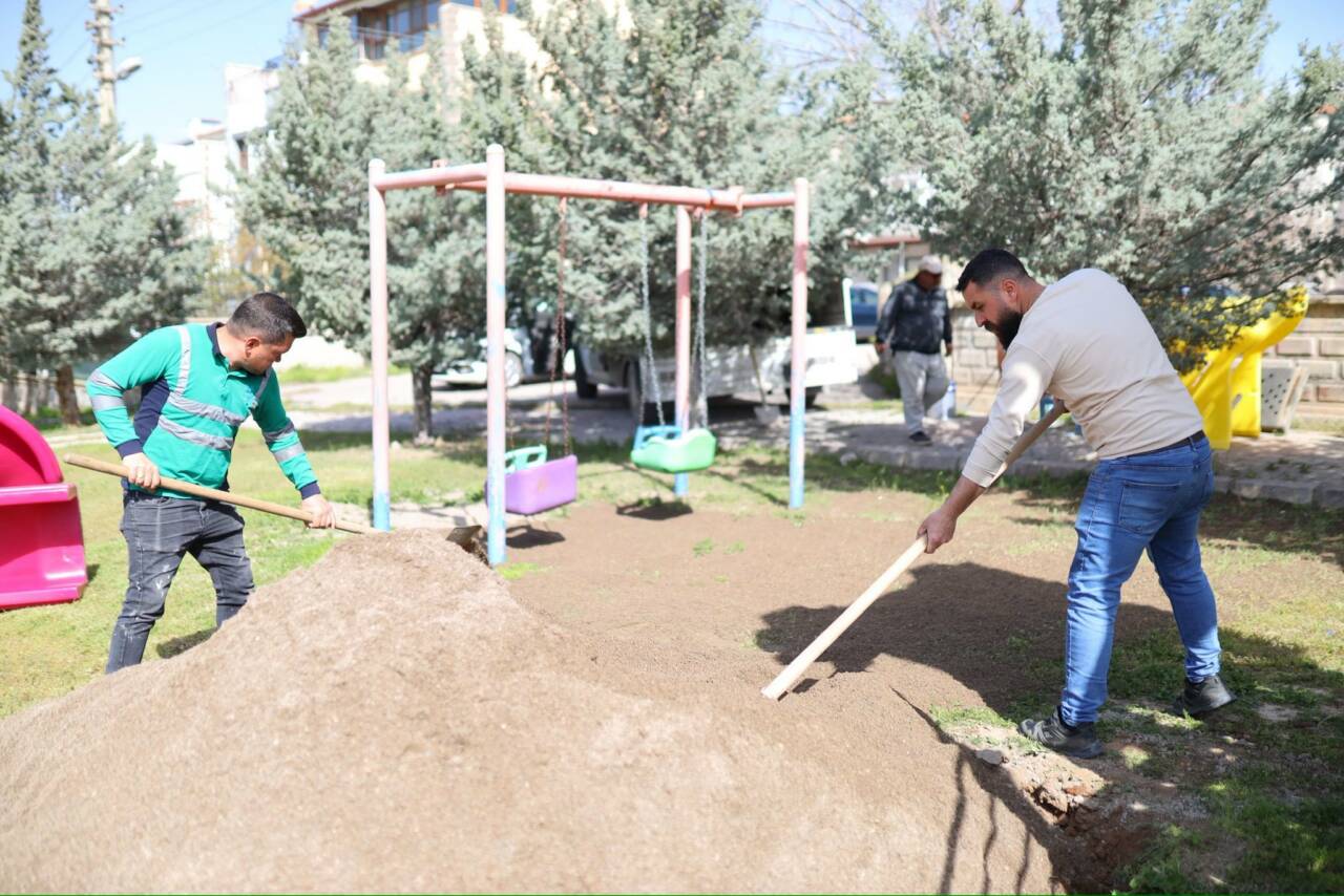 Aksaray Belediyesi, kent genelindeki park ve sosyal yaşam alanlarında bakım