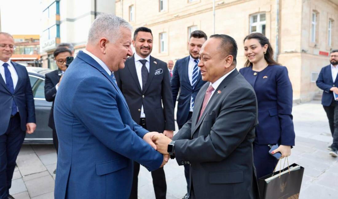 Endonezya’nın Ankara Büyükelçisi Achmad Rizal Purnama, Aksaray Valisi Murat Duru’yu