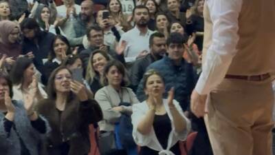 Aksaray’da uzun süre hafızalardan silinmeyecek gece, sanatseverlere duygu dolu ve