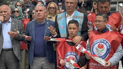Kahramanmaraş’taki okul saldırısında hayatını kaybedenler için Aksaray’da eğitim camiası bir