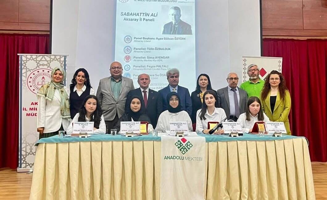 Aksaray’da Sabahattin Ali paneline yoğun ilgi Aksaray’da Aksaray İl Millî Eğitim Müdürlüğü Anadolu Mektebi İl Koordinatörlüğü