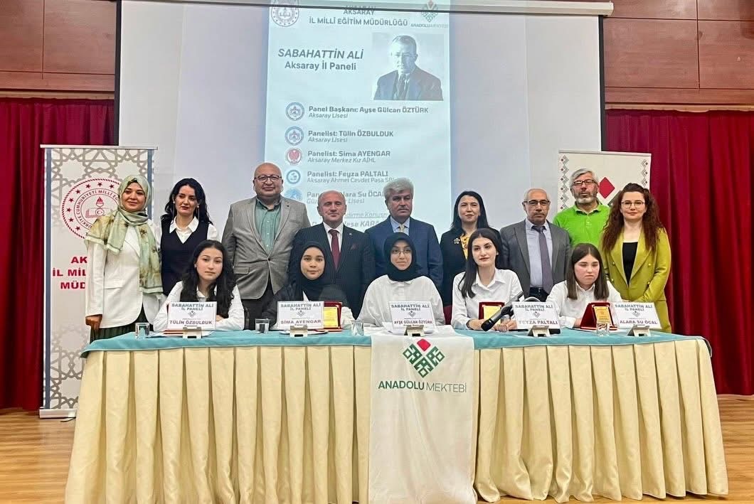 Aksaray’da Aksaray İl Millî Eğitim Müdürlüğü Anadolu Mektebi İl Koordinatörlüğü