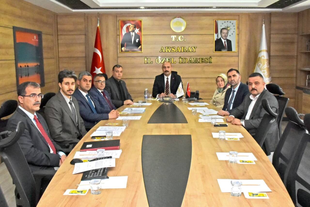 Aksaray İl Özel İdaresi’nde gerçekleştirilen İl Encümen Toplantısı, Vali Yardımcısı