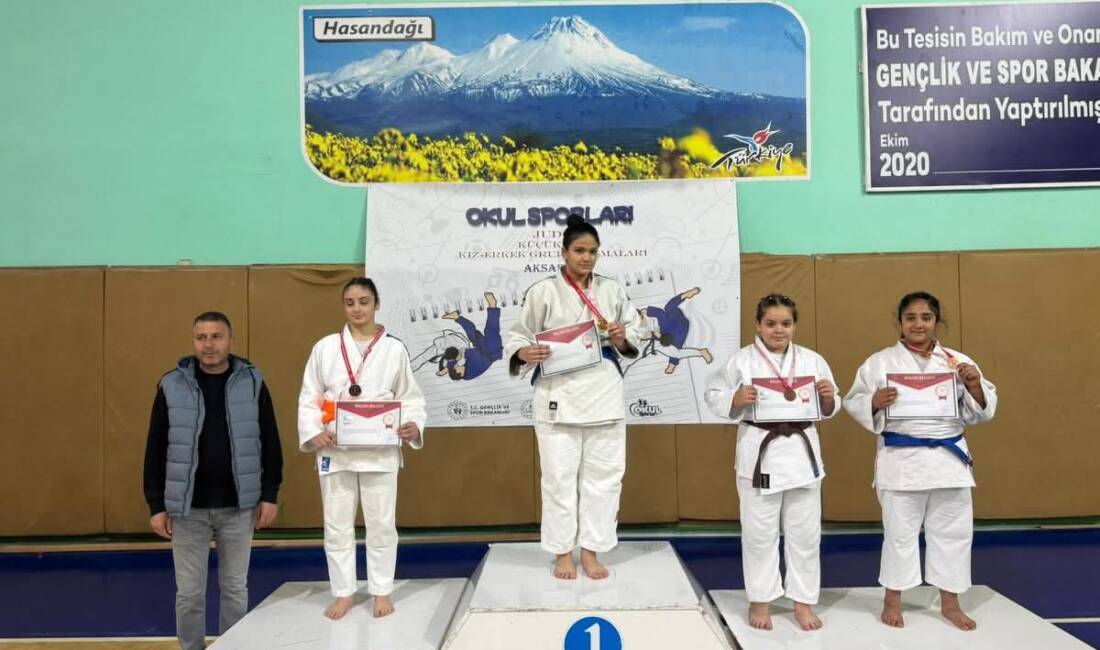Aksaray’da düzenlenen Okul Sporları Küçükler Judo Grup Müsabakalarında ev sahibi