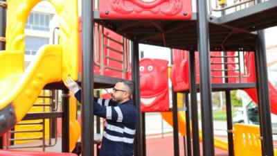 Aksaray Belediyesi, Hasas Mahallesi’nde park ve oyun alanlarında bakım-onarım çalışmalarını
