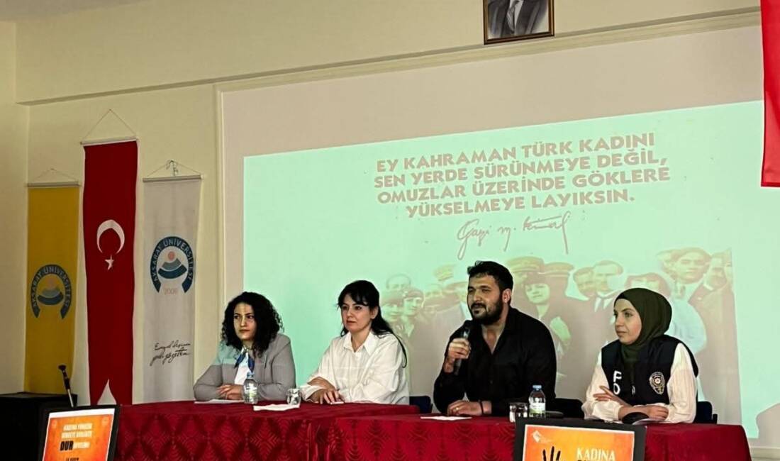 Gençlere şiddete karşı net mesaj: “Sıfır Tolerans” paneli büyük ilgi gördü Aksaray’da üniversite öğrencilerine yönelik düzenlenen panelde, kadına yönelik şiddetle mücadele