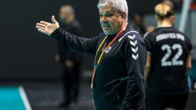 Kadınlar 1. Ligi Dörtlü Final maçlarında üçüncü olan Aksaray Belediyespor