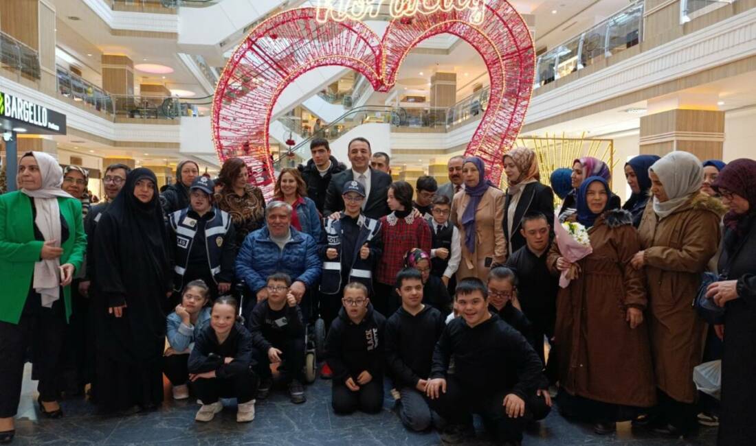 İŞKUR İl Müdürü Mahmut Akkuş, 2 Nisan Otizm Farkındalık Günü’nde