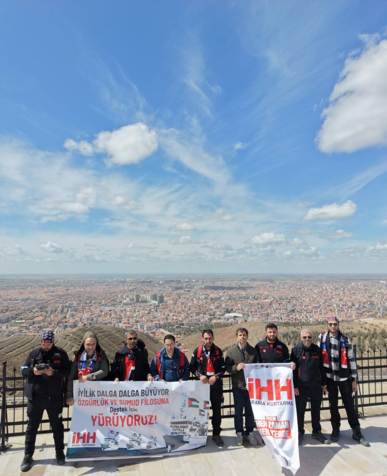 Aksaray’da faaliyet gösteren İHH Arama Kurtarma ekibi, “Özgürlük ve Sumud