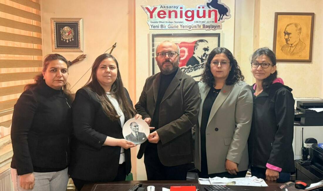 Atatürkçü Düşünce Derneği (ADD) Aksaray Şubesi yönetimi, Yenigün Gazetesi'ni ziyaret