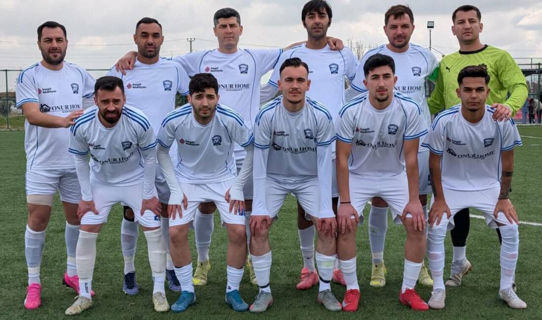 Amatör Küme play off mücadelesinde nefesler 3’üncü hafta için tutuldu Aksaray Amatör Küme Play-Off Ligi'nde 3. hafta karşılaşmaları futbolseverleri heyecanlı